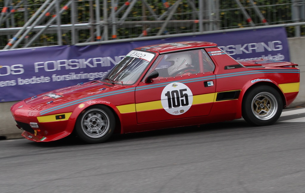 En måske velkendt Fiat X 1/9 model, omend den vi plejer at se på de danske baner er noget kraftigere opbygget - Takket være Johannes Graversen ukuelige arbejde i SSC klassen.
(Foto: Motorsporten.dk)